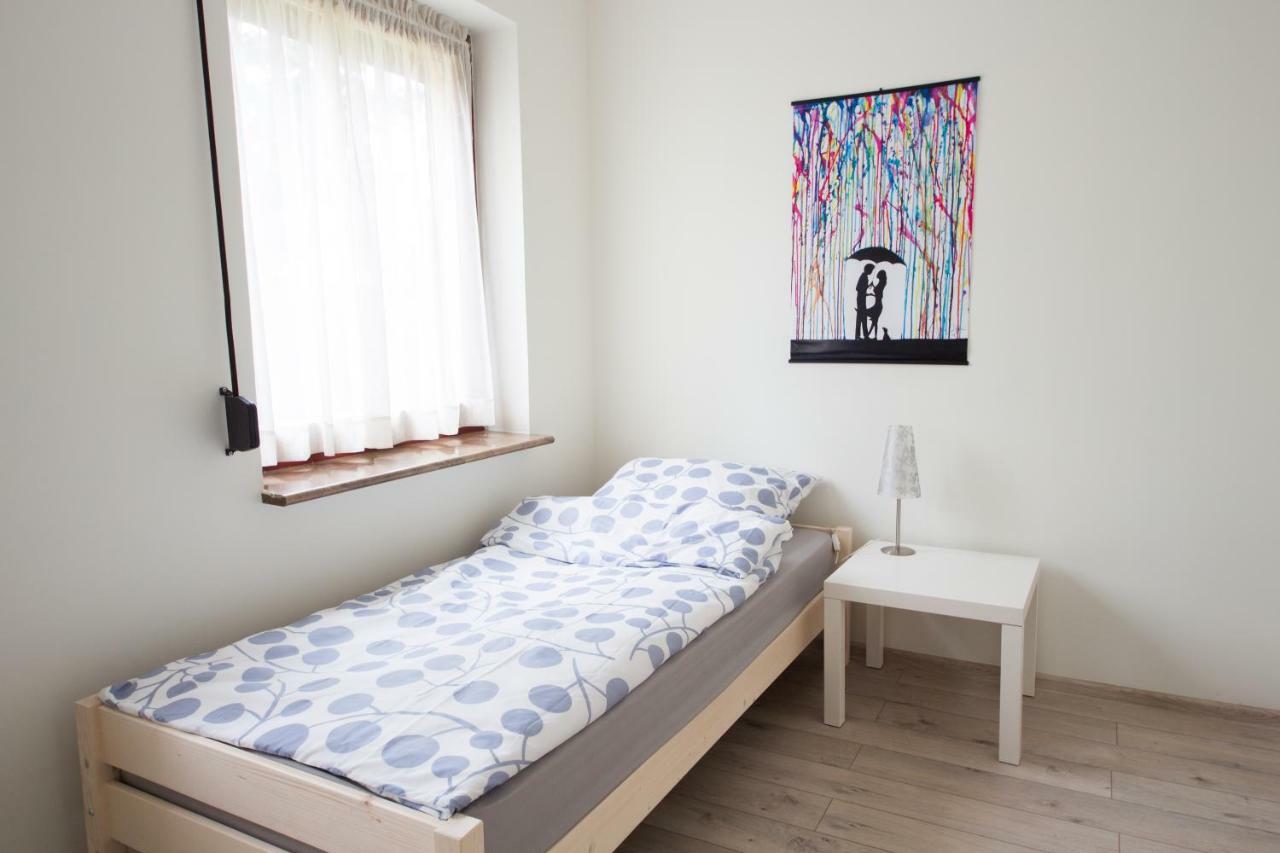Apartament Zebcowska ออสทรุฟ วีแยลคอพพอลสกี ภายนอก รูปภาพ